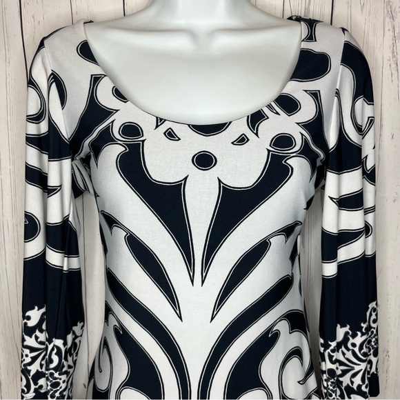 R. tease Mini Dress Women’s XS Navy Blue & White Bodycon Flare Long Sleeves - Picture 2 of 7